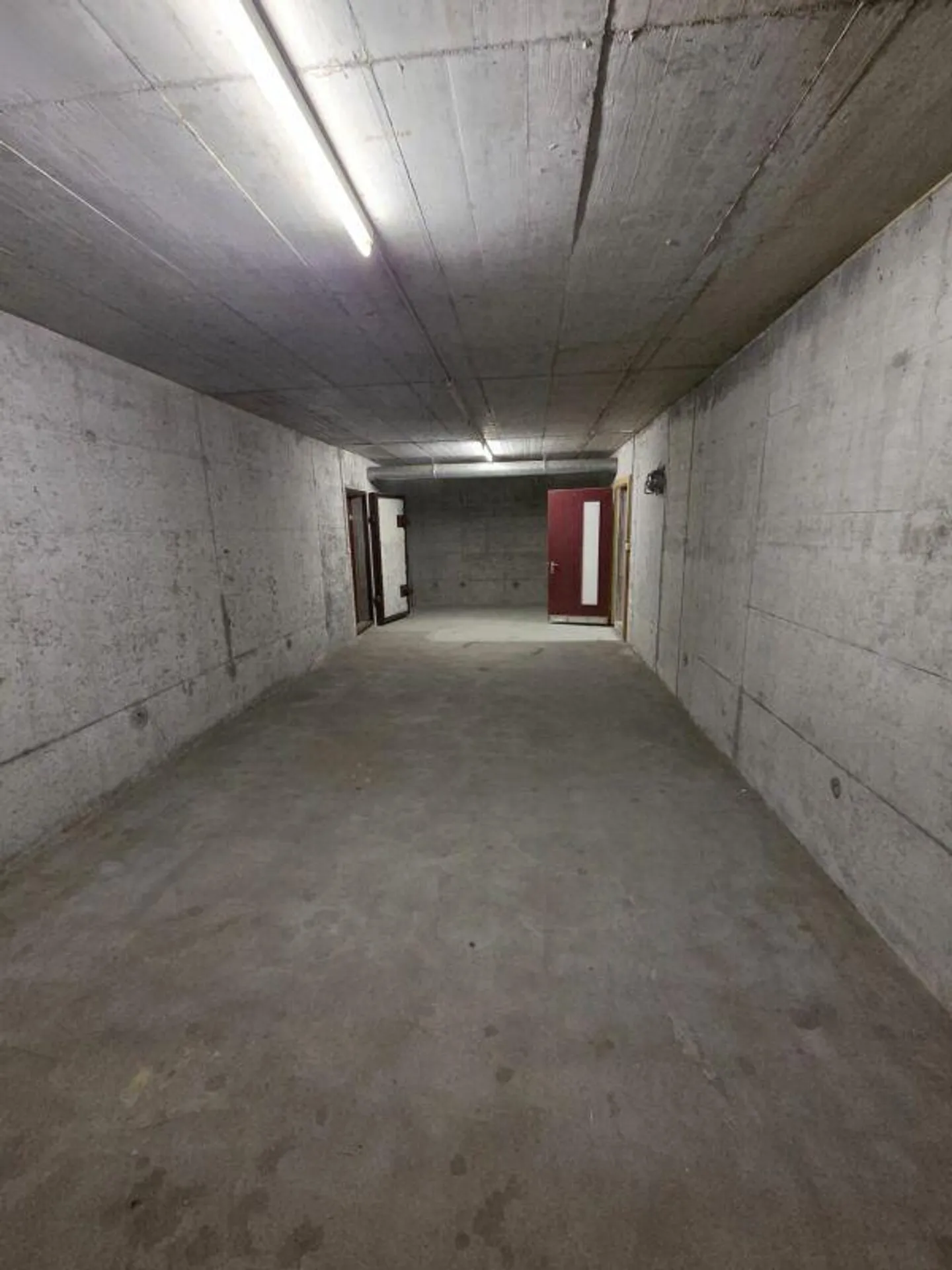 Local de stockage d'env. 39 m² au sous-sol - Photo 4 sur 6