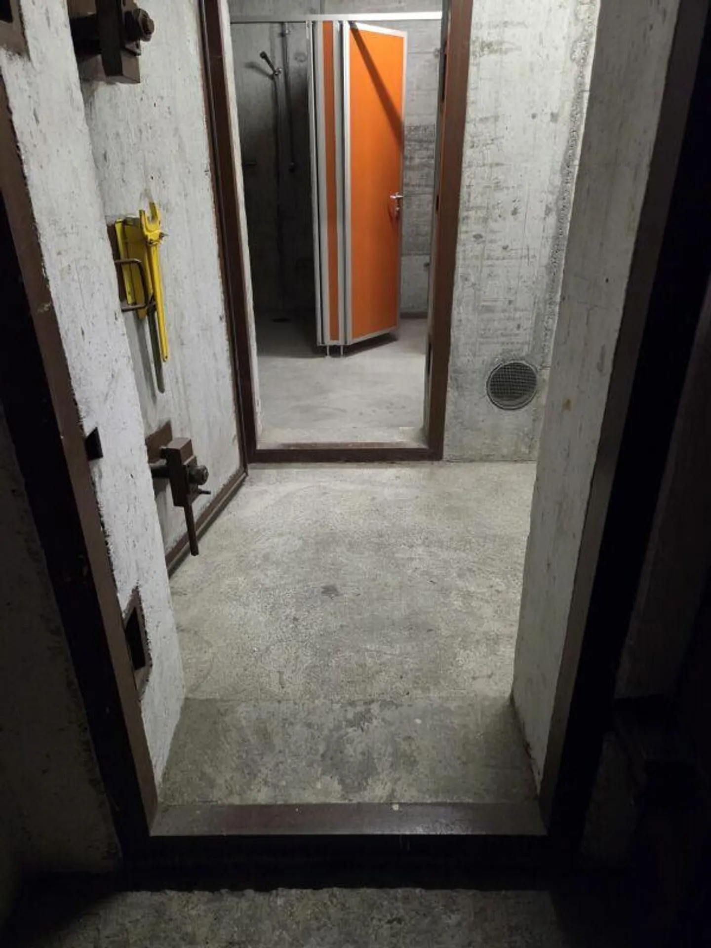 Local de stockage d'env. 39 m² au sous-sol - Photo 5 sur 6