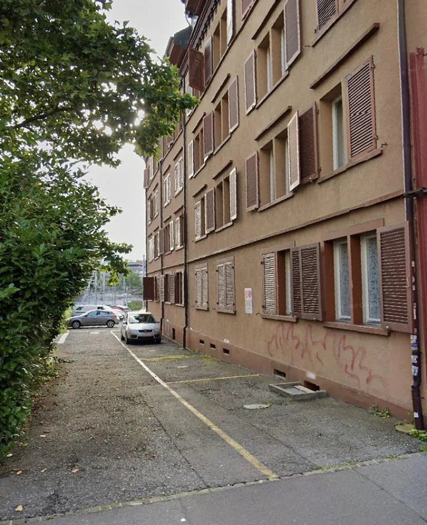 Place de stationnement pour voiture près de Bundesplatz - Photo 1 sur 1