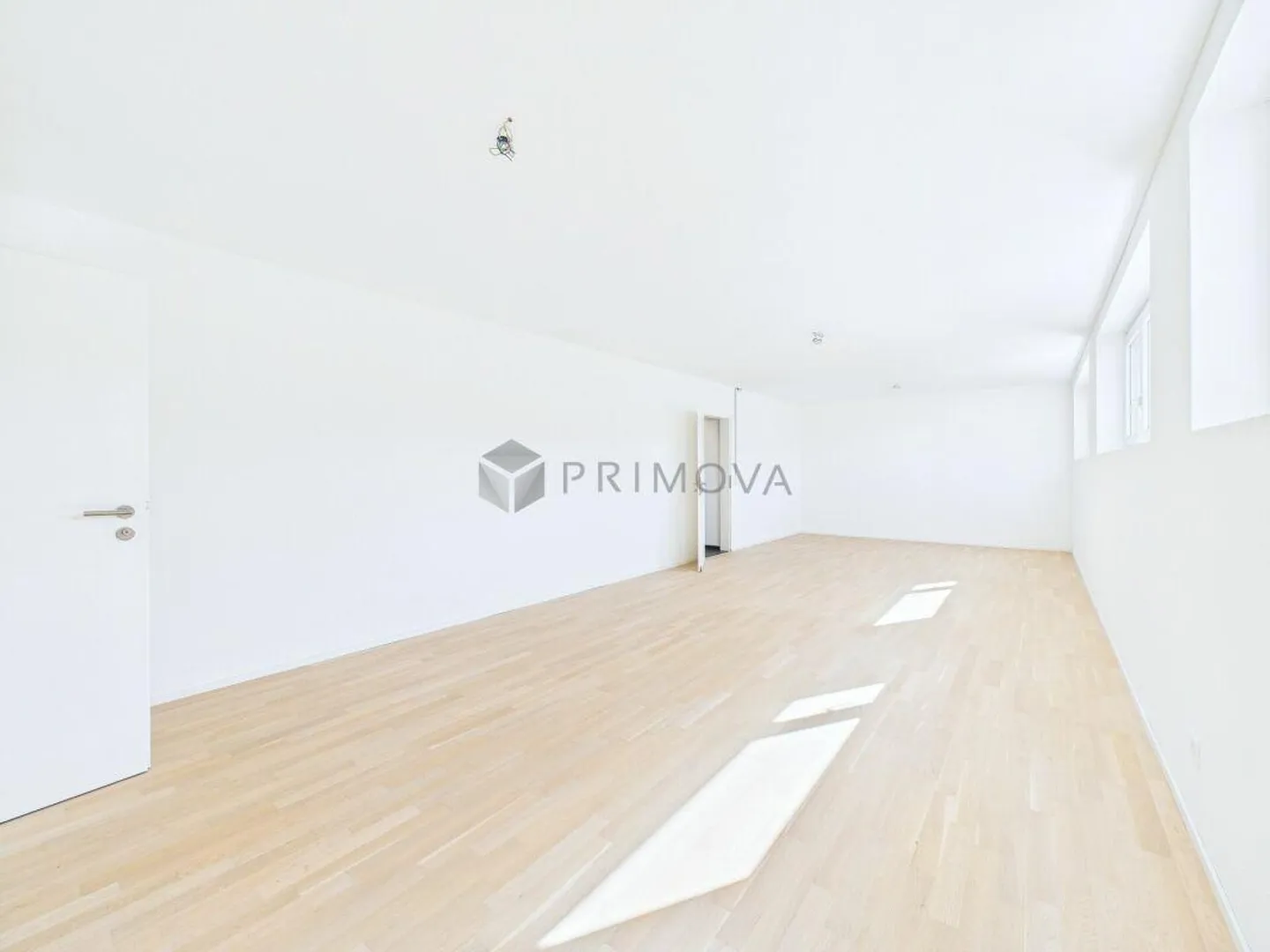 Maison multifamiliale moderne avec vue imprenable et finitions de haute qualité - Photo 8 sur 10