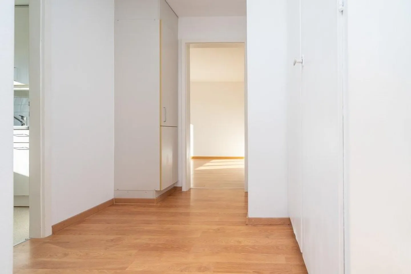 Bel appartement dans un emplacement ensoleillé et calme - Photo 7 sur 7