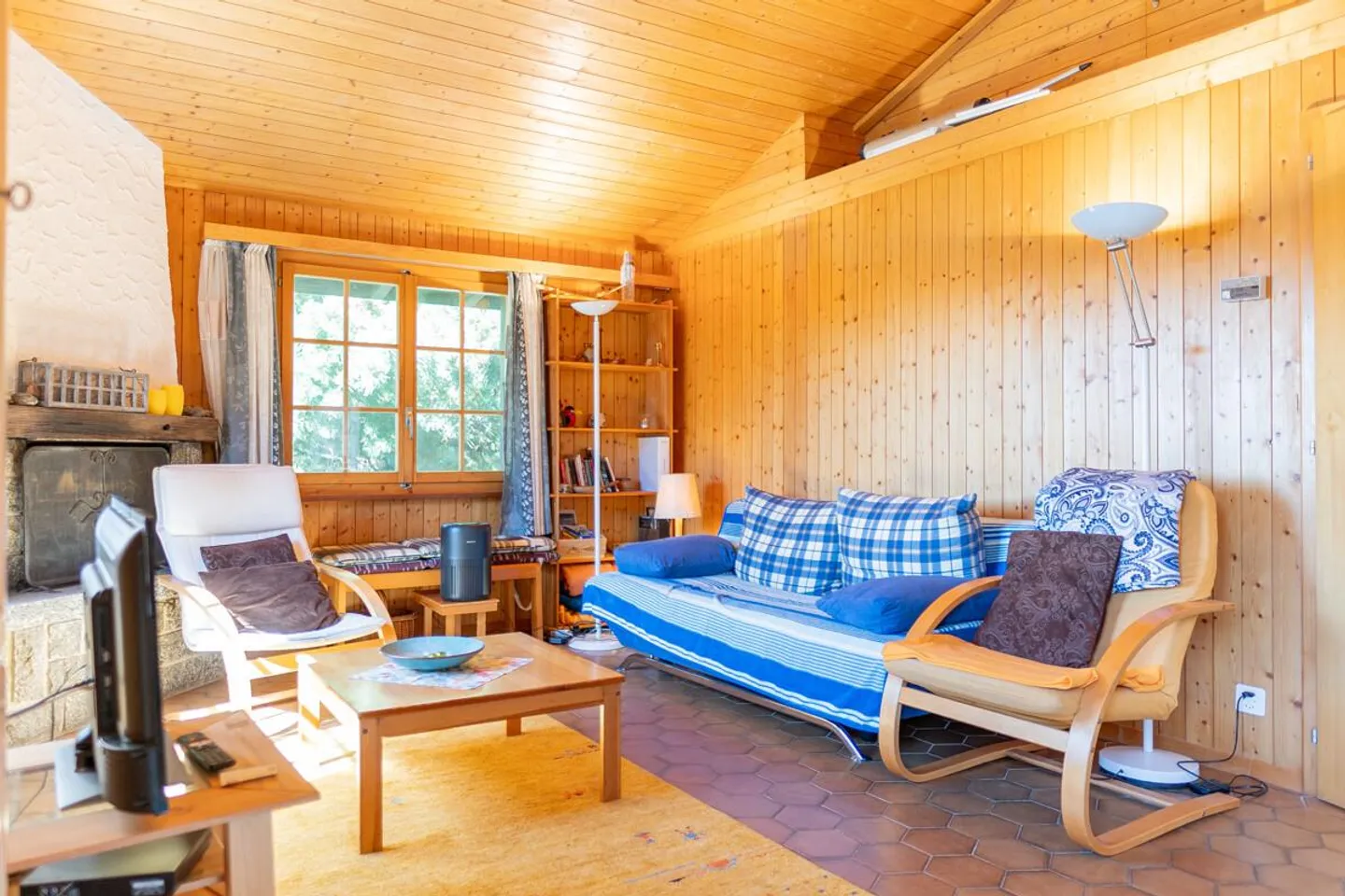 Charming Holiday Chalet with Lots of Ambience in Bürchen - Photo 5 of 9