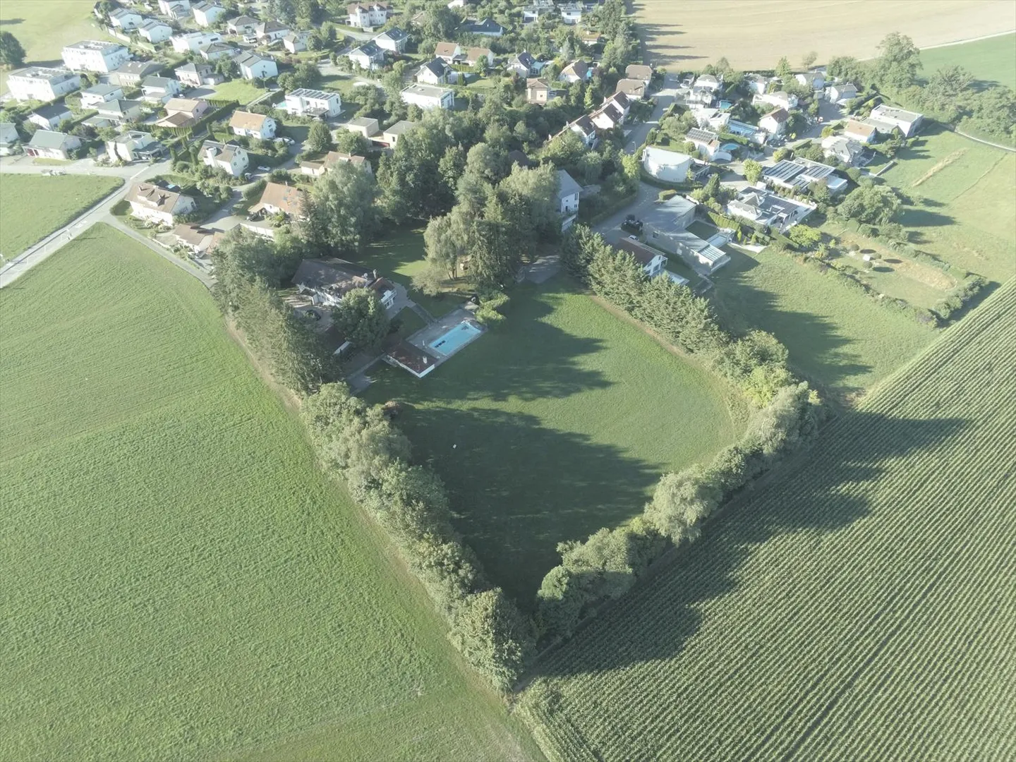 NEW - Avry-sur-Matran: project of 14 new villas in a natural setting - Photo 1 of 1