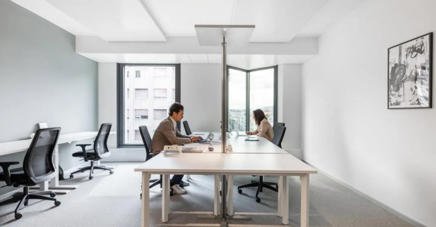 Ufficio su misura per 3 presso Spaces Main Station - Foto 3 di 8