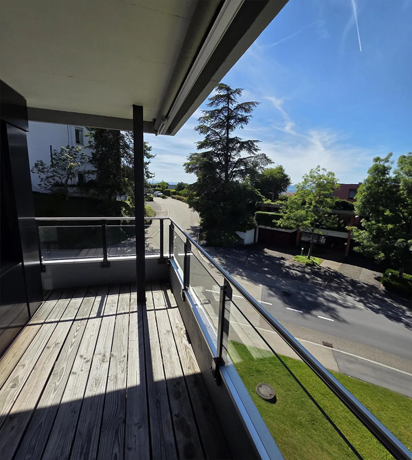 Apartment in quiet residential area - Photo 3 of 12