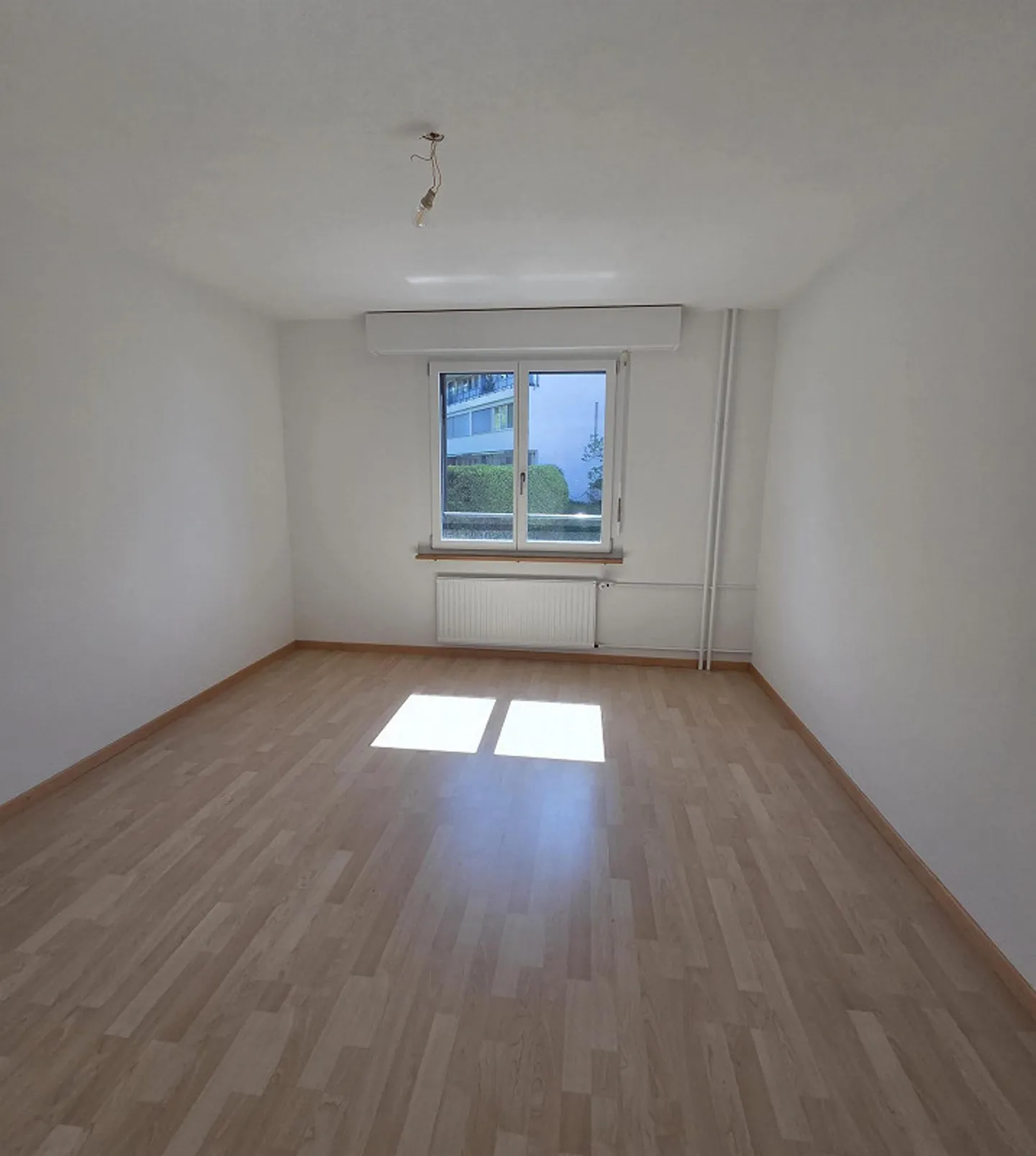 Apartment in quiet residential area - Photo 4 of 12