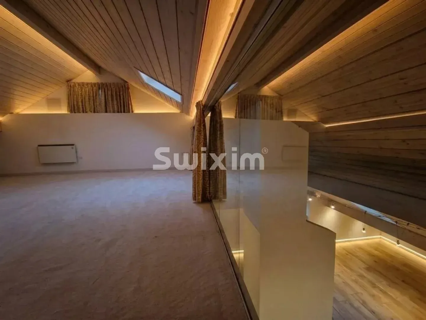8-room House - Photo 10 of 12