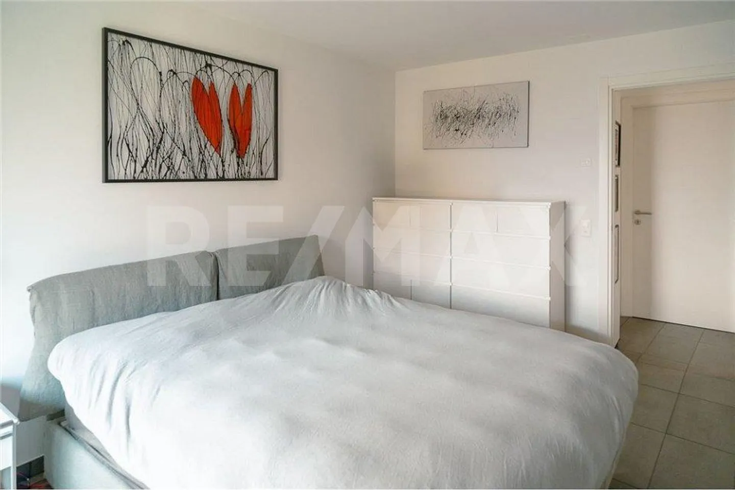 Elegante und helle 3½ Zimmerwohnung in Gravesano mit Panoramablick - Foto 11 von 13