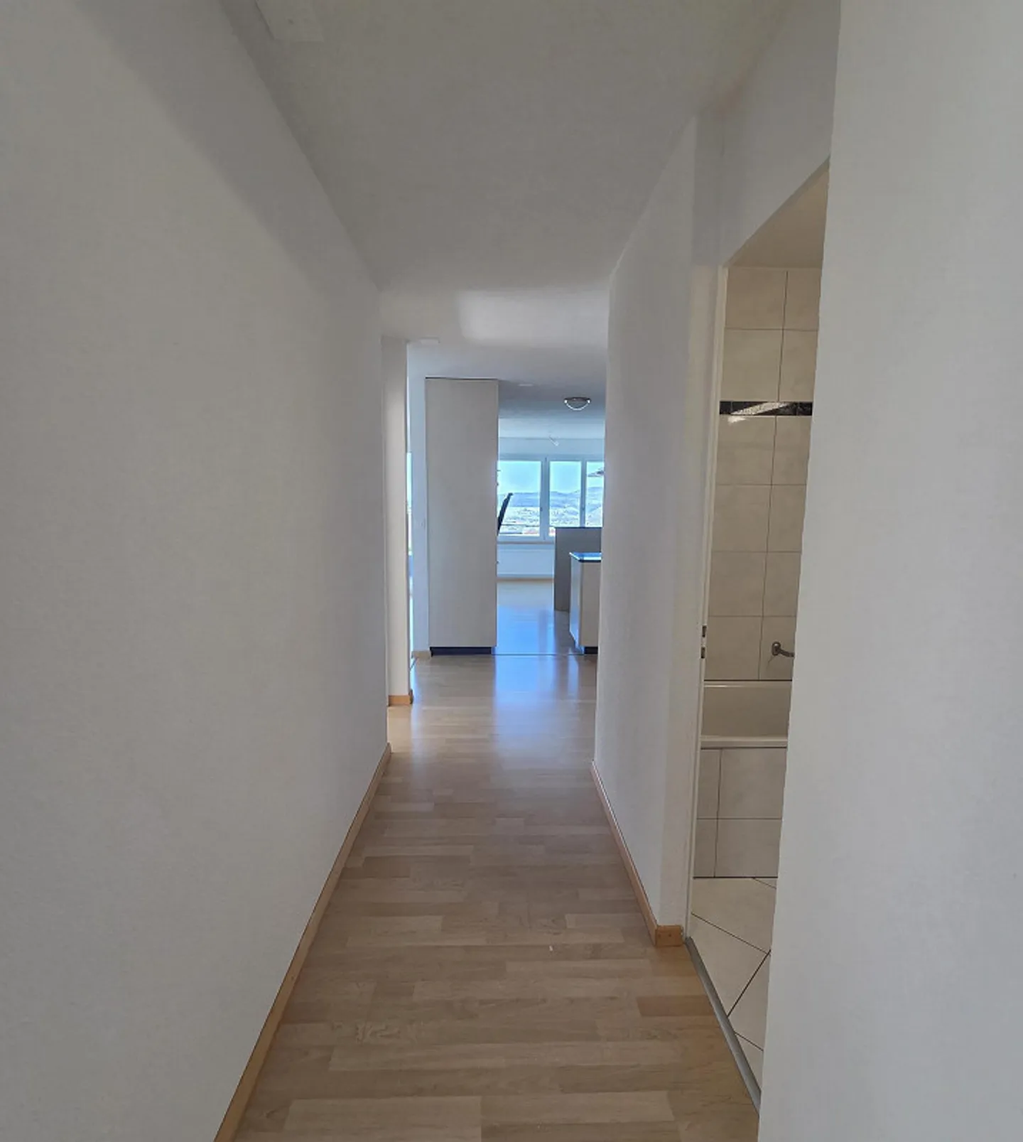 Apartment in quiet residential area - Photo 8 of 12