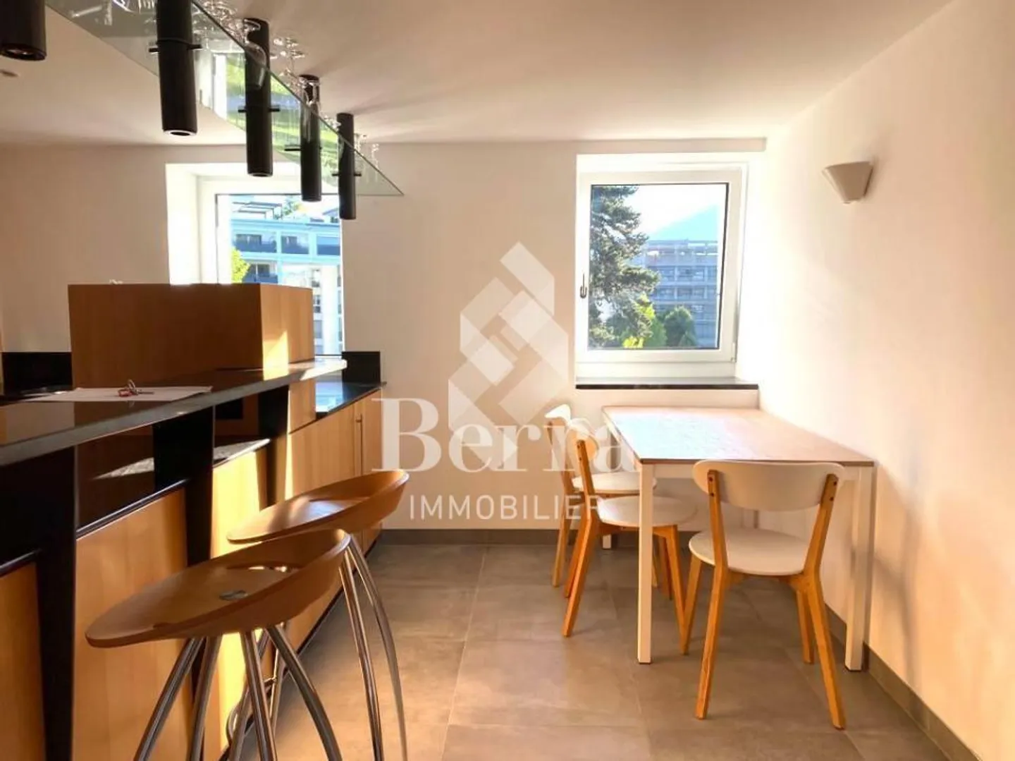 3.5 Room Duplex Apartment with Charm in the Center of Martigny - Photo 6 of 13