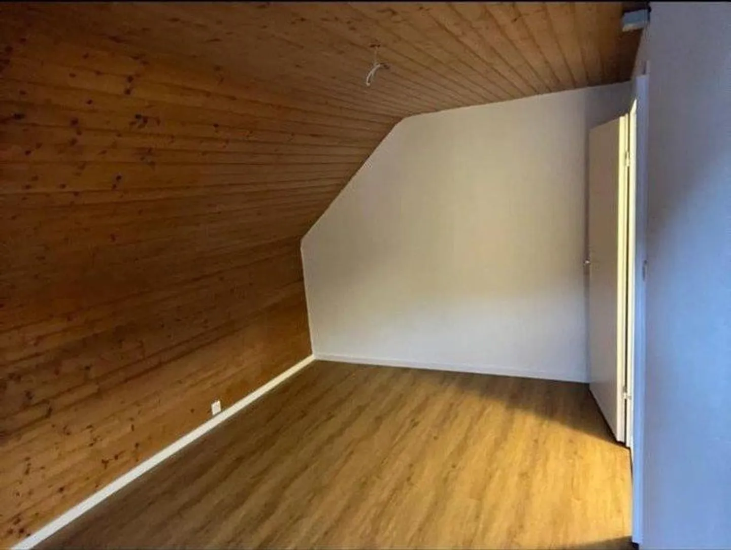3.5 Room House for Rent Immediately - Photo 3 of 5