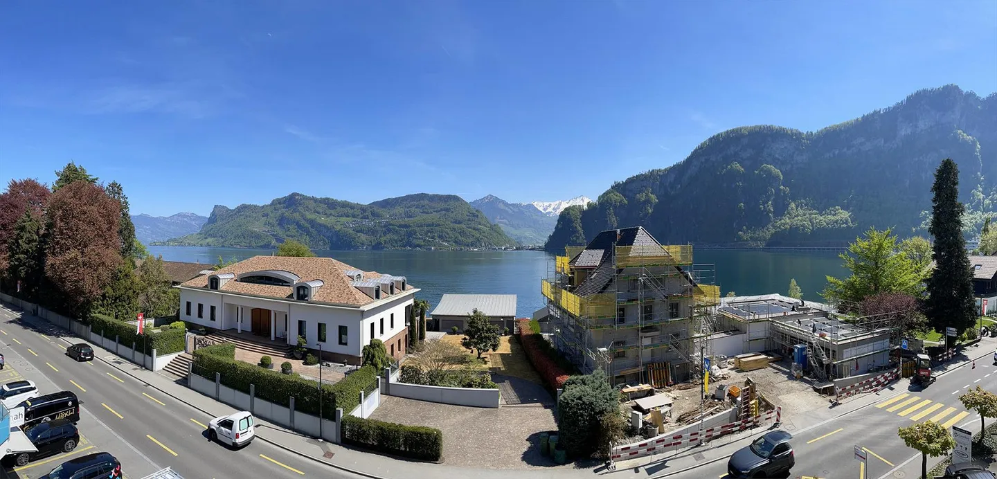 Appartamento di 4,5 stanze con una bellissima vista sul lago - Foto 1 di 11