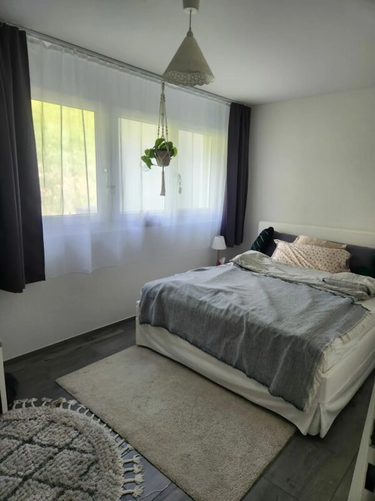 Cozy Apartment with Garden - Photo 4 of 8