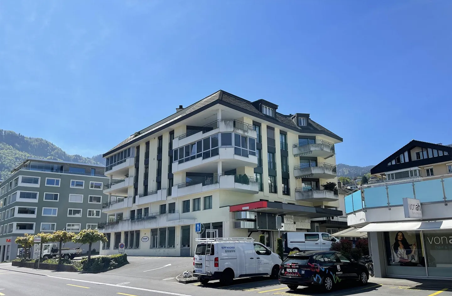 Appartamento di 4,5 stanze con una bellissima vista sul lago - Foto 2 di 11