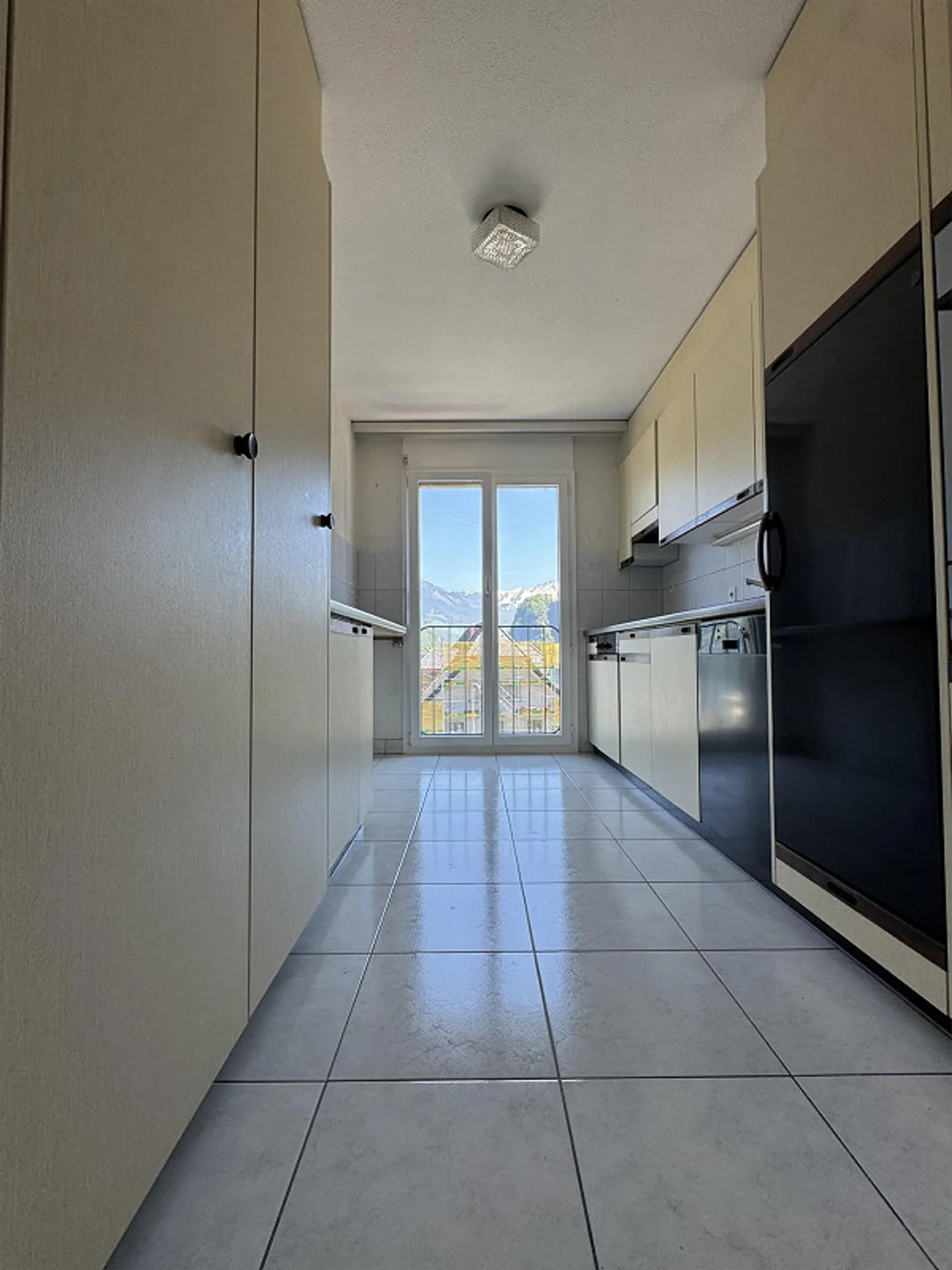Appartamento di 4,5 stanze con una bellissima vista sul lago - Foto 5 di 11