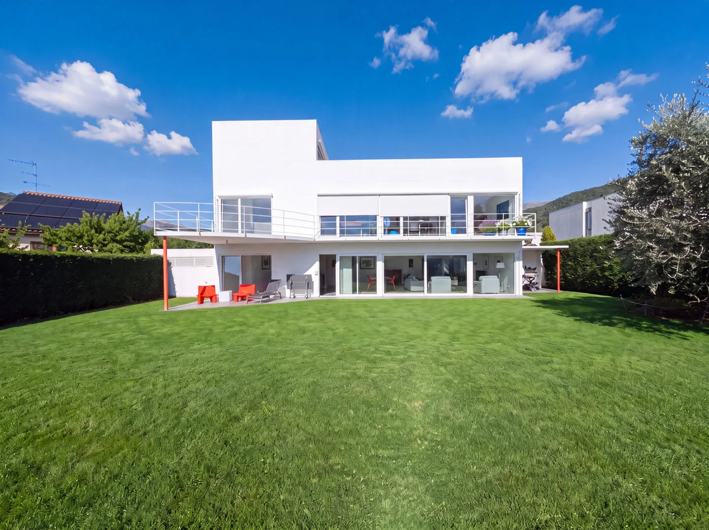 Lugano, Dino: Modern villa with garden, terraces and open view - Photo 17 of 21