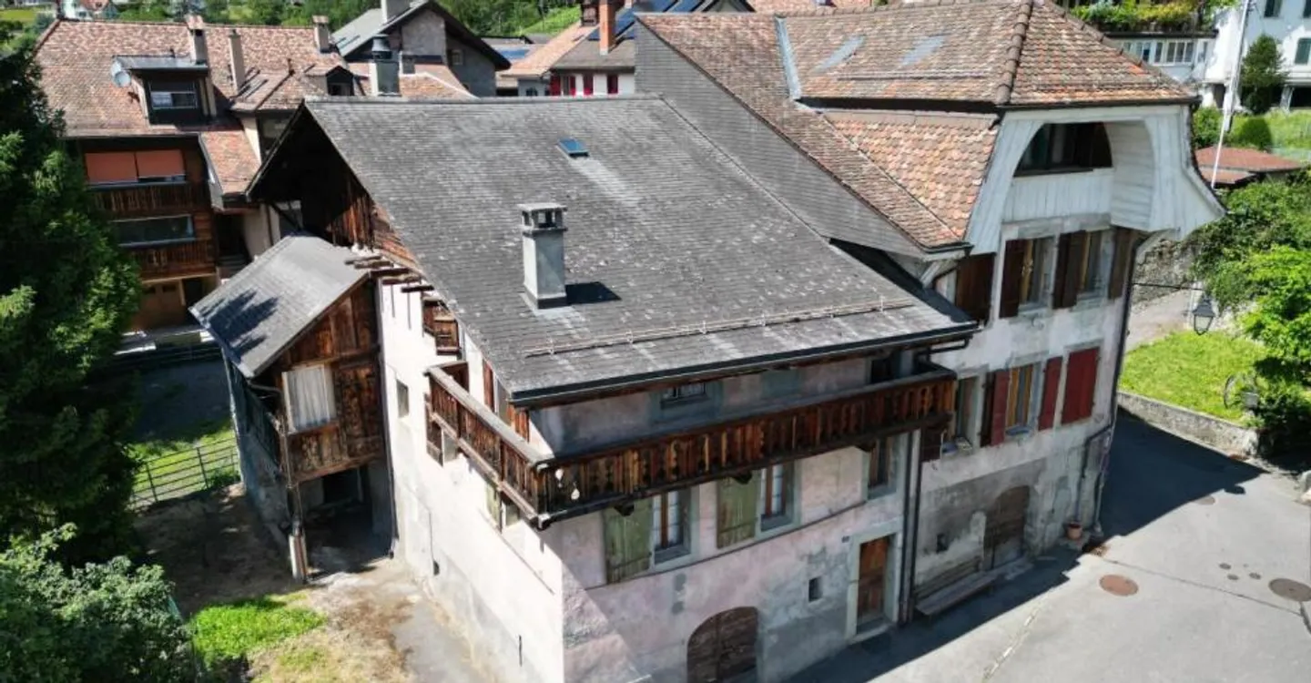 Casa di paese di 12.5 locali a Brent - Foto 1 di 12