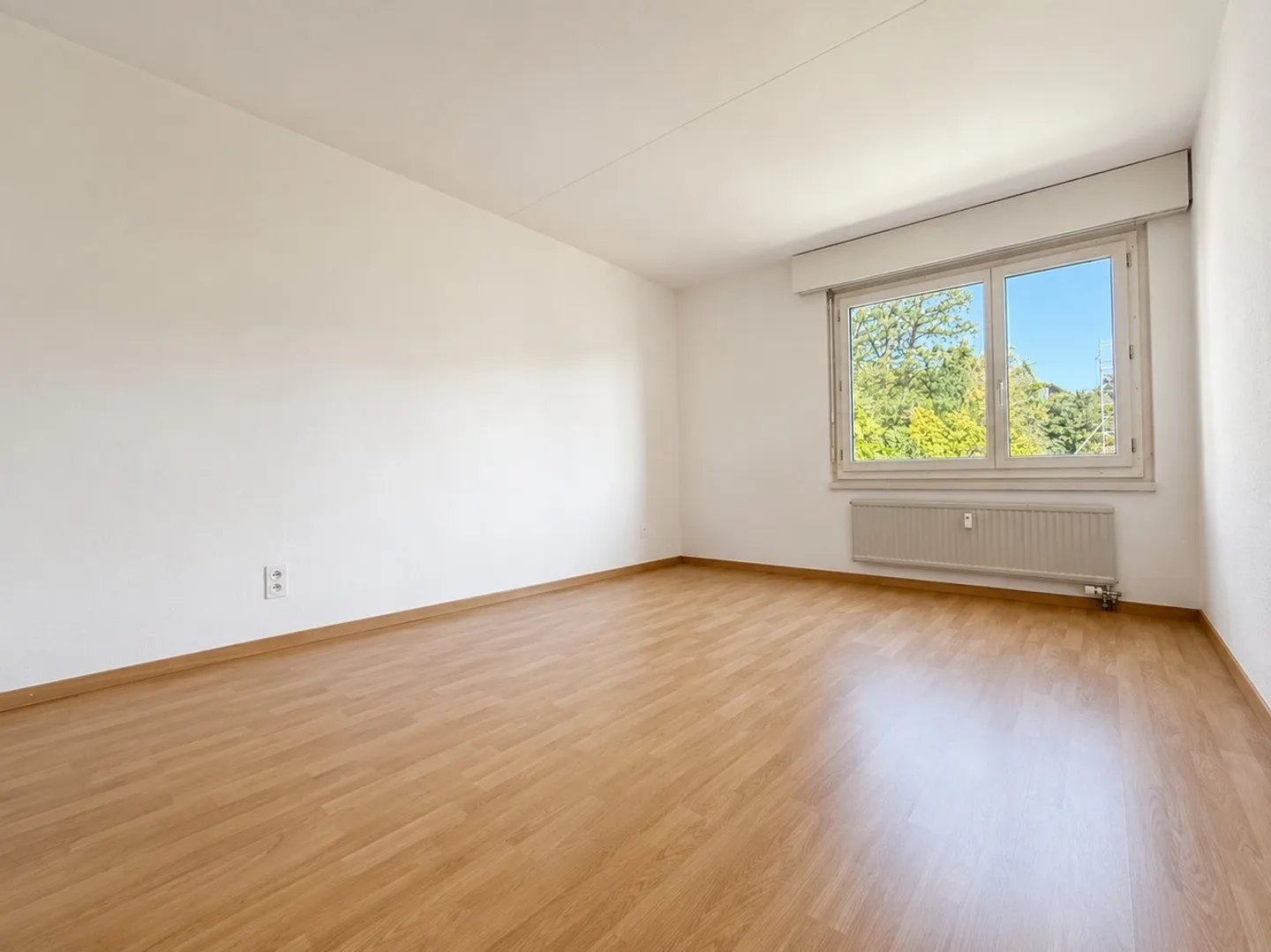 Charming 3-Room Apartment - Photo 1 of 8