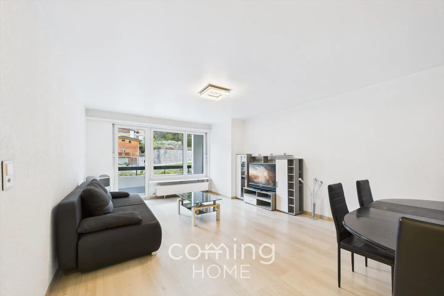Appartement moderne de 4,5 pièces à Visp - central, ensoleillé et fraîchement rénové - Photo 1 sur 11