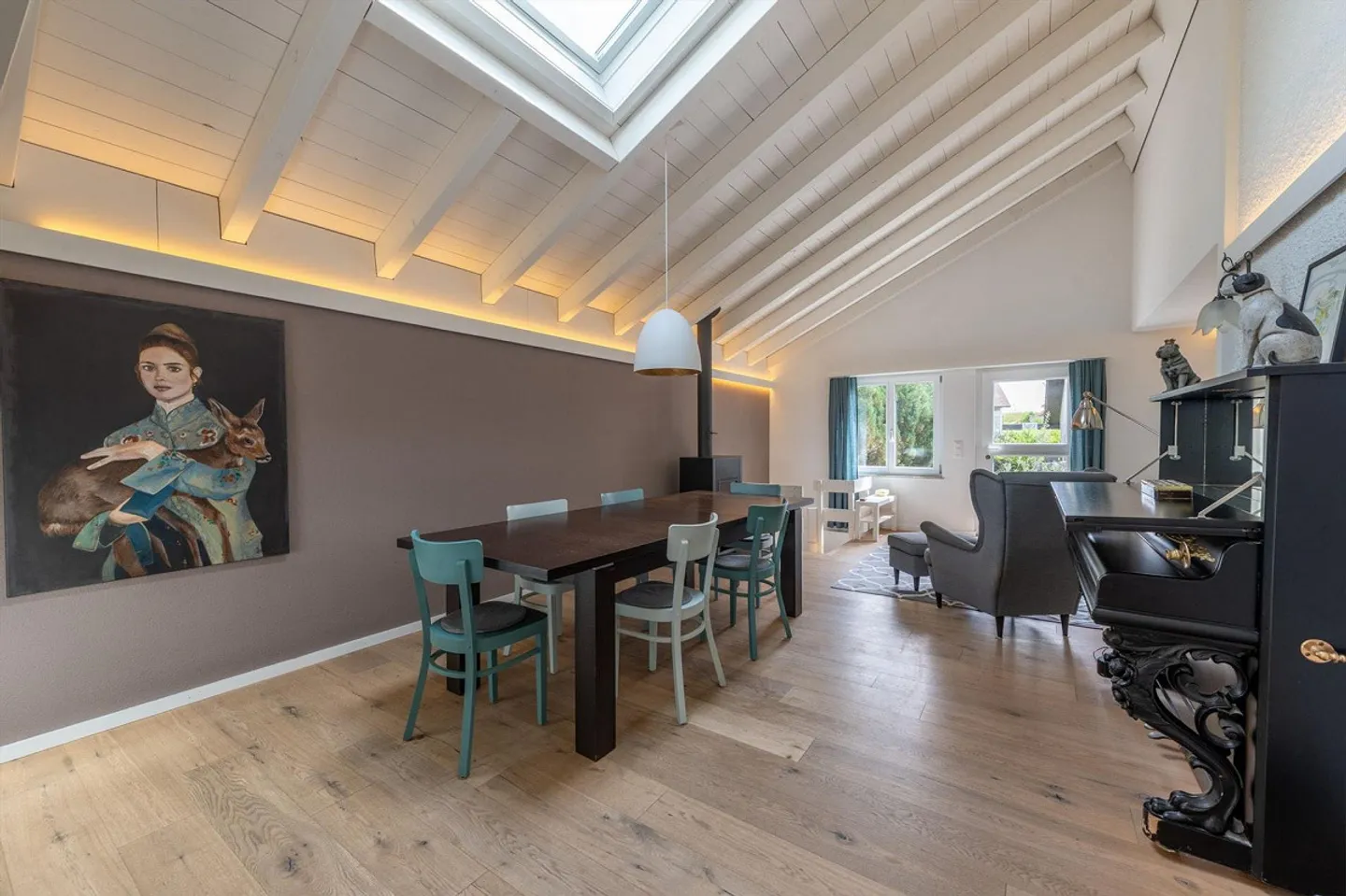 Modern house with flexible space and possible annex - Photo 8 of 13