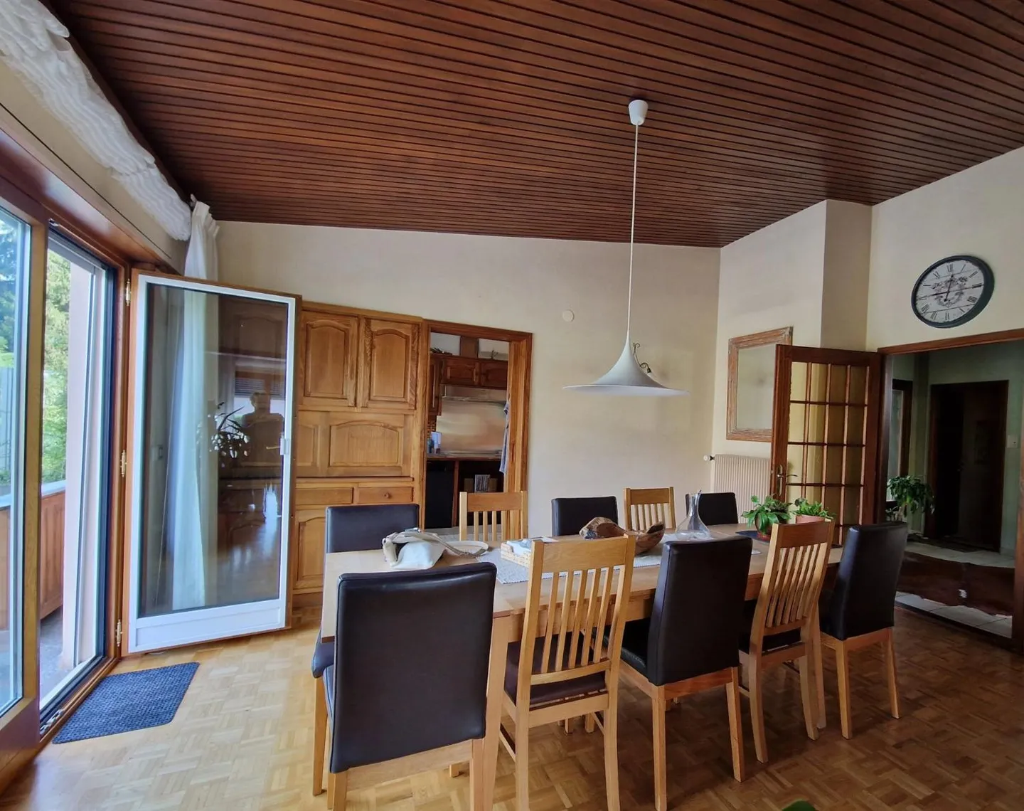 Villa spacieuse avec cabinet médical - Photo 6 sur 13