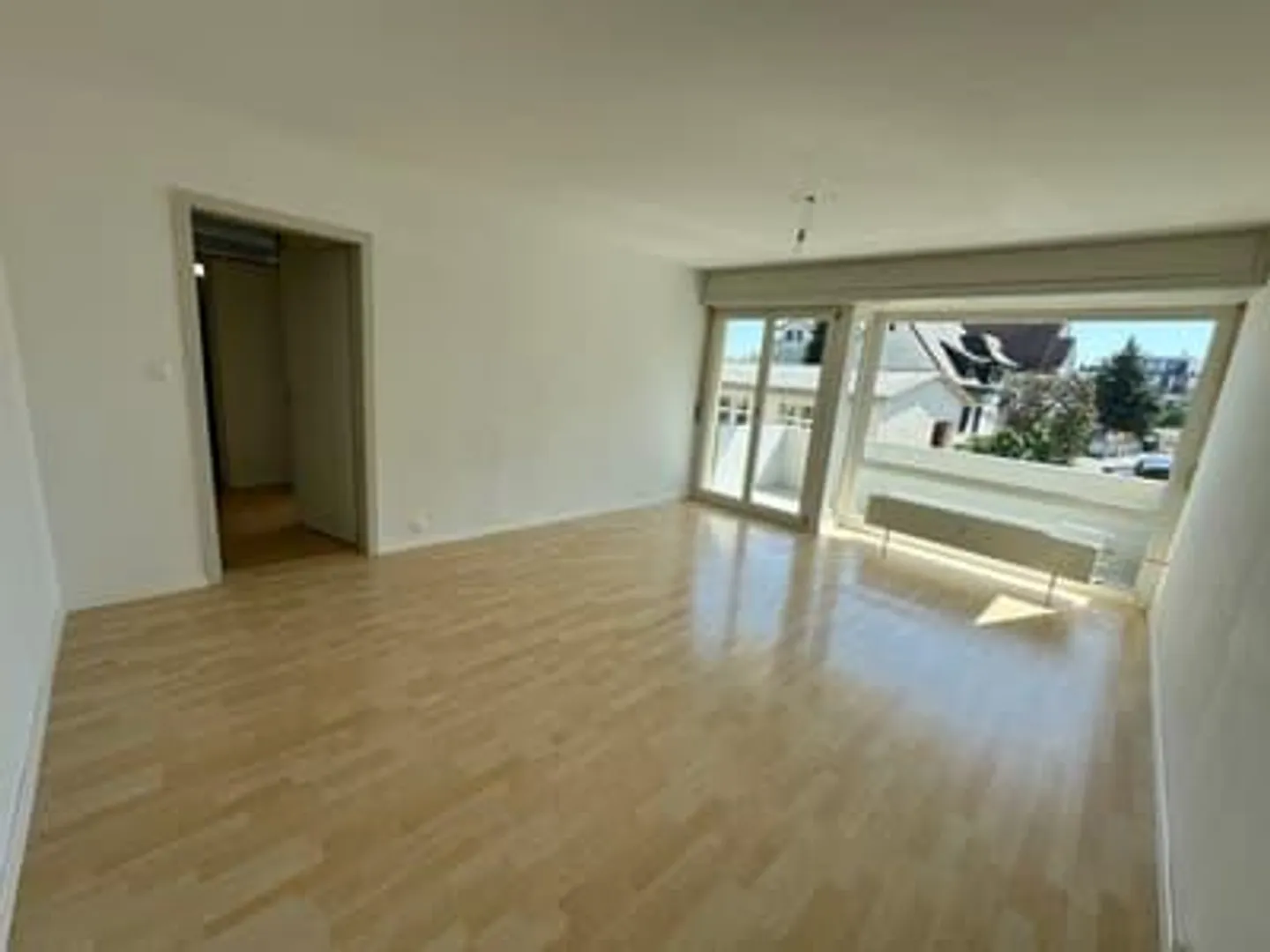 See near 4-room apartment - Photo 3 of 8