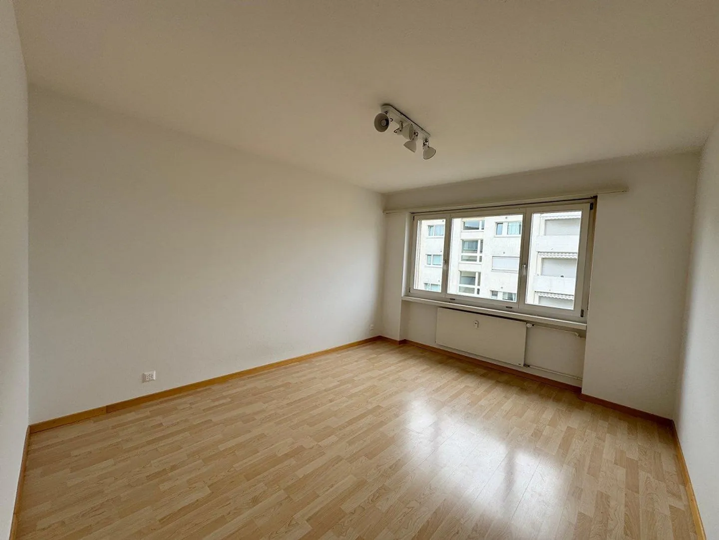 See near 4-room apartment - Photo 5 of 8
