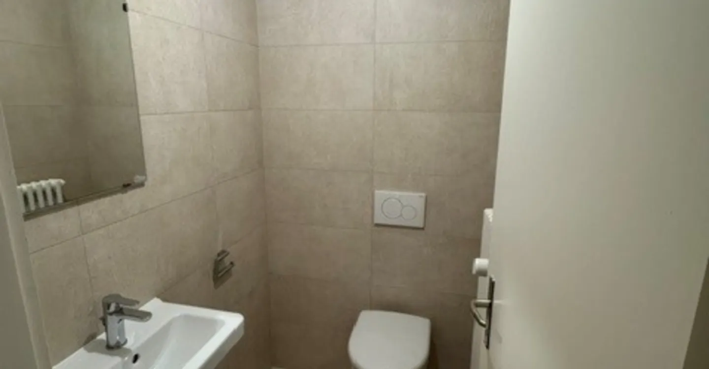 Appartamento completamente ristrutturato di 4 locali No 32 al 3° piano - Foto 10 di 12