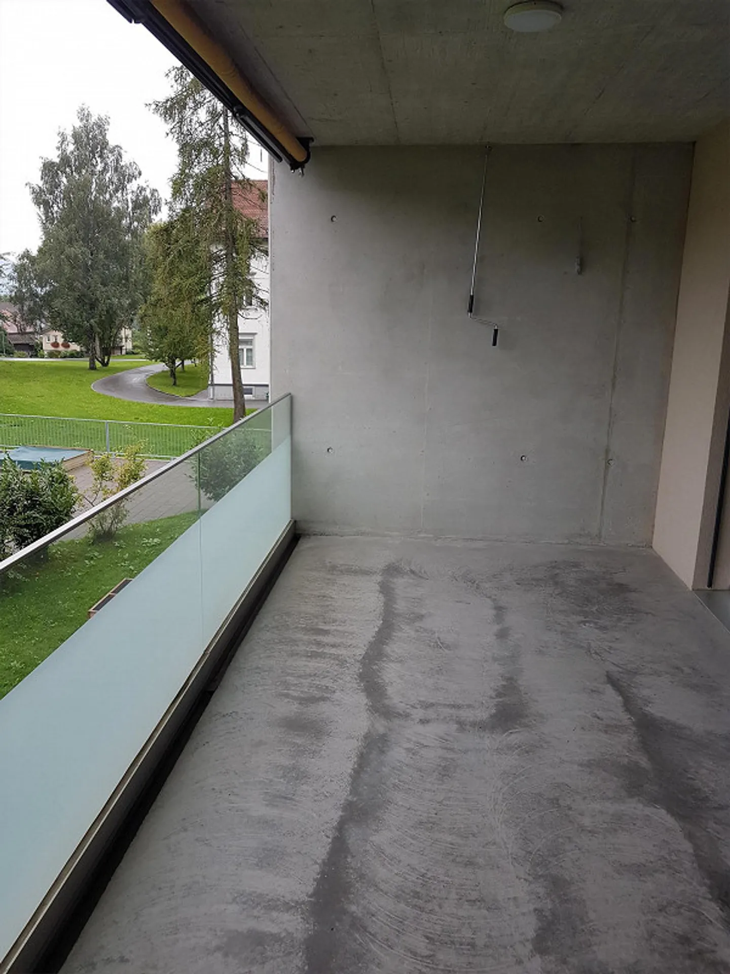 Moderno appartamento di 2,5 stanze in una posizione tranquilla - Foto 11 di 13