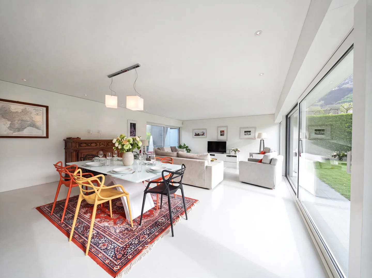 Lugano, Dino: Modern villa with garden, terraces and open view - Photo 4 of 21