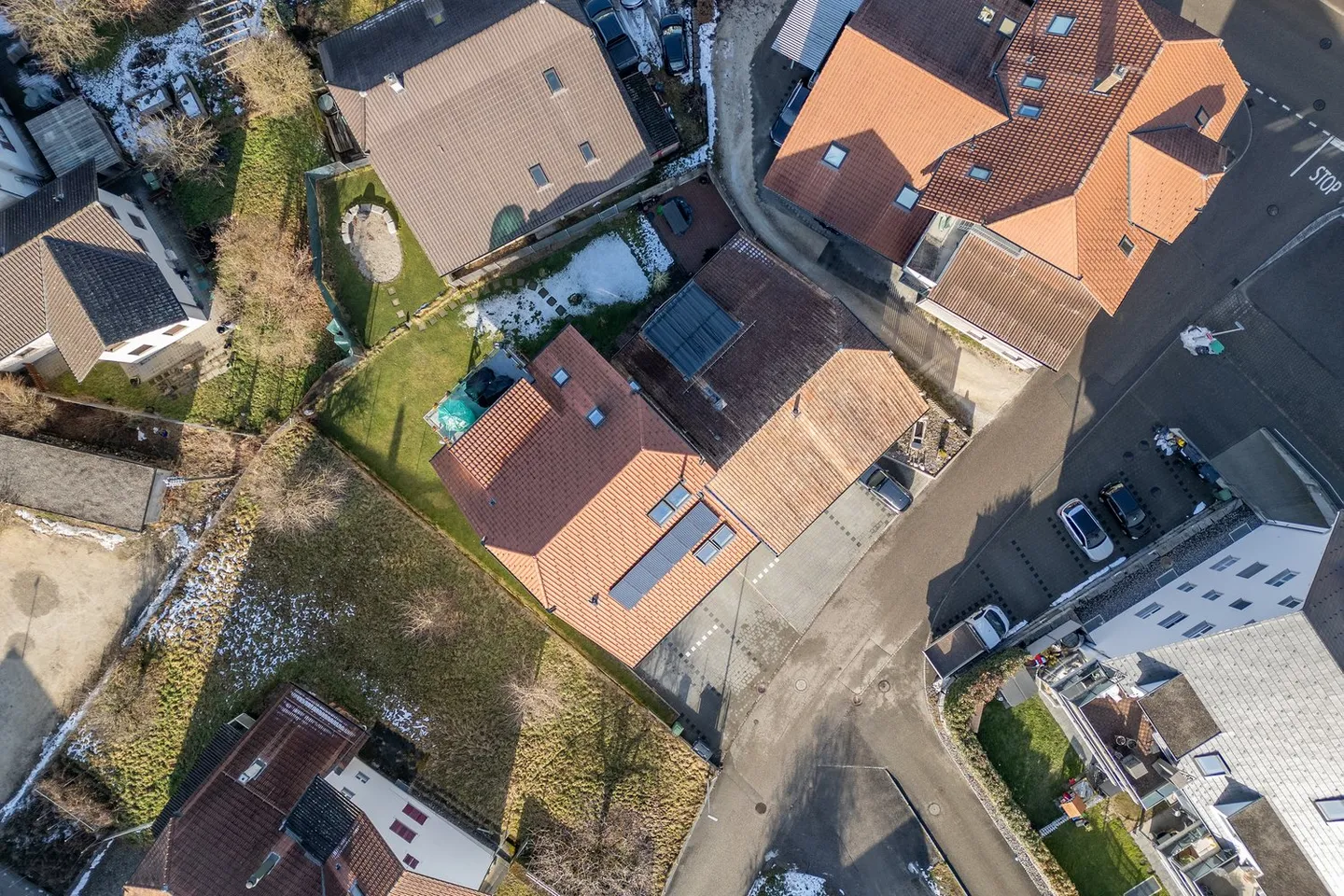 Etziken: Incantevole appartamento di 4,5 stanze con balcone - Foto 2 di 16