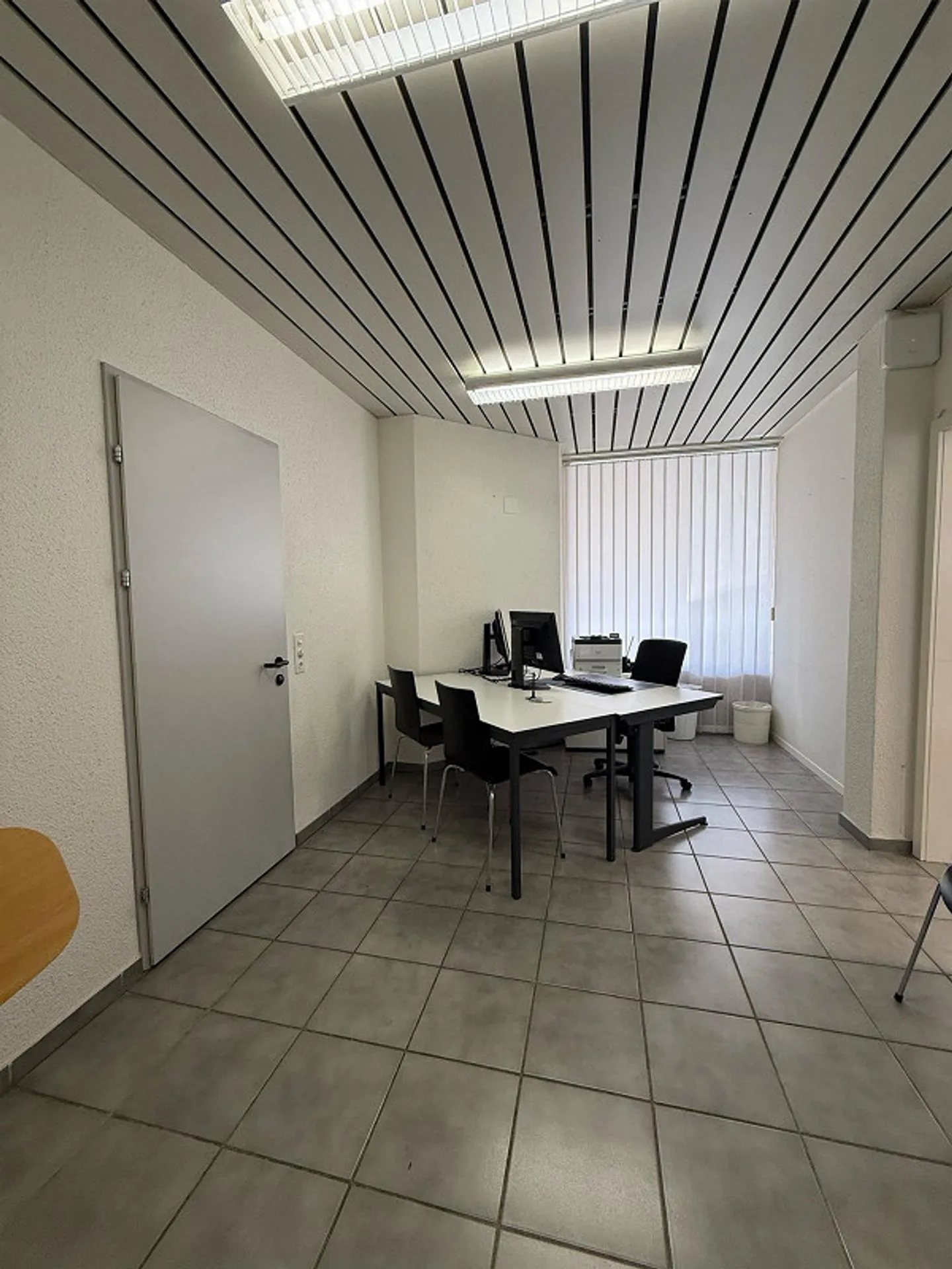 Ufficio in affitto in una posizione centrale - Foto 3 di 8
