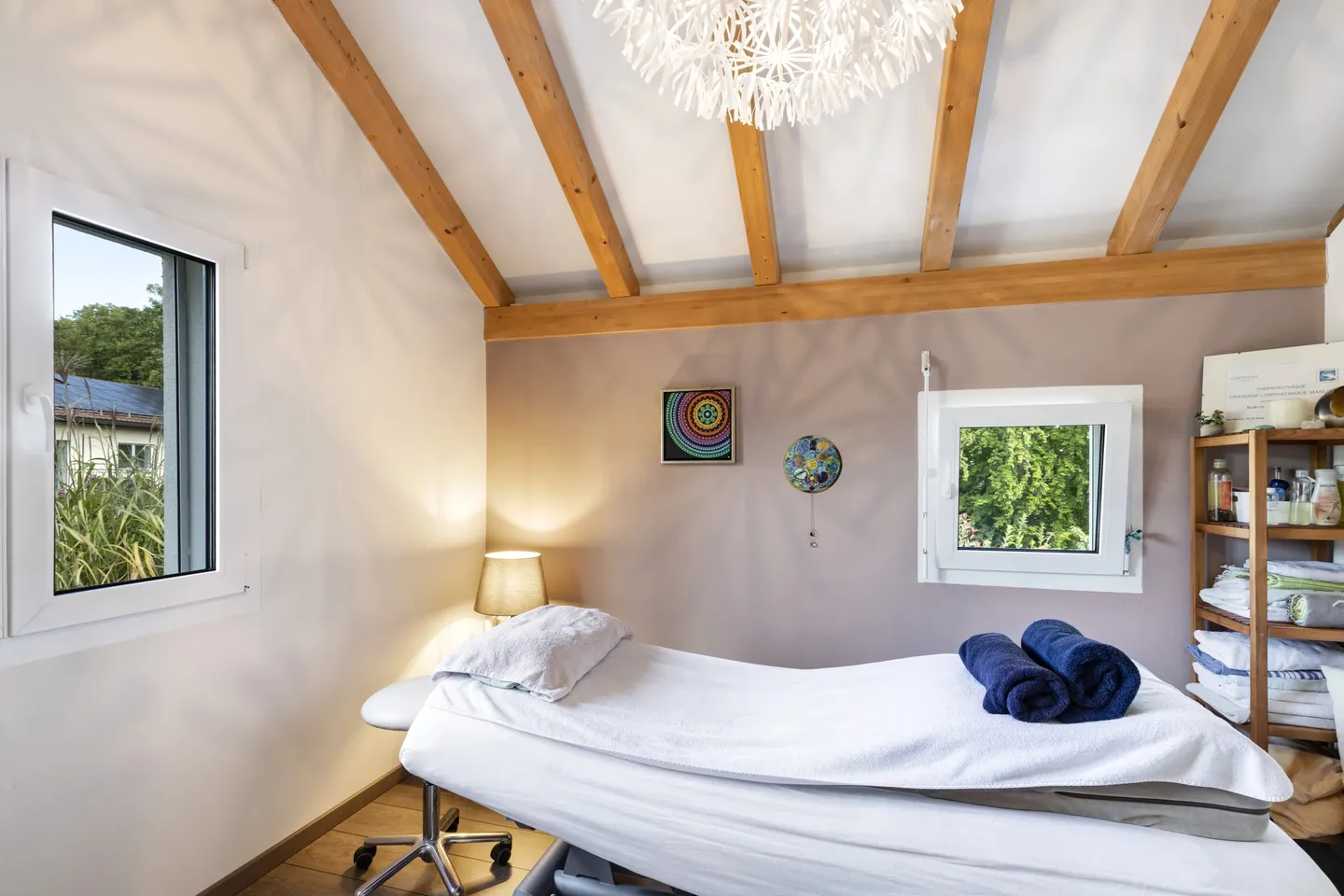 Charming Villa in Lonay - Photo 10 of 12