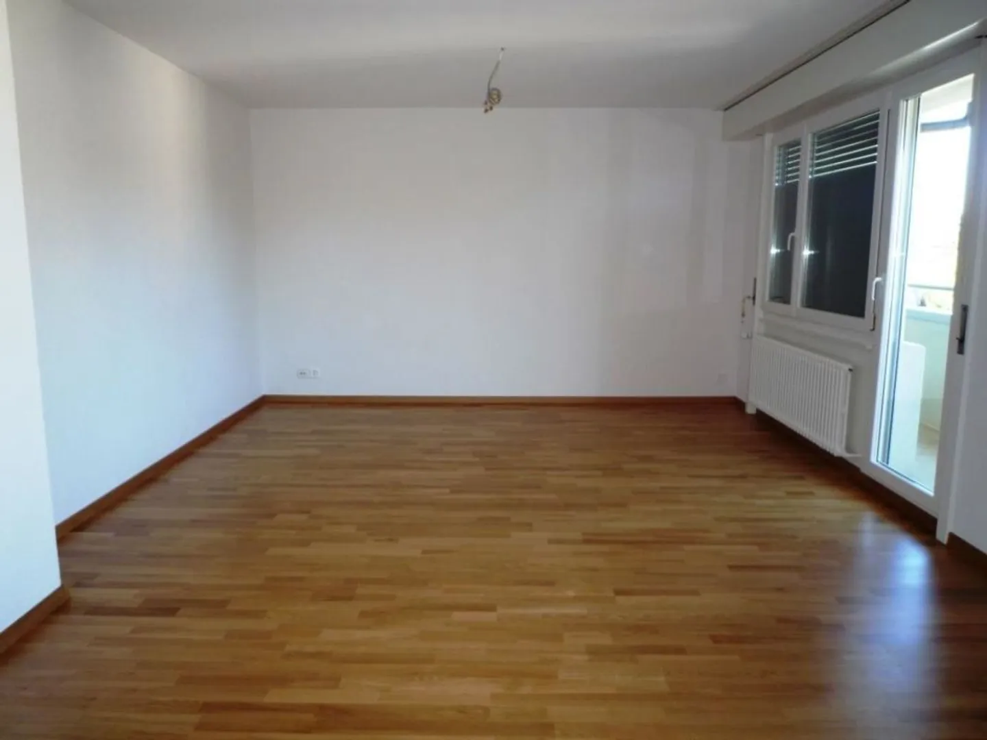 Appartement Charmant avec Balcon - Photo 3 sur 10