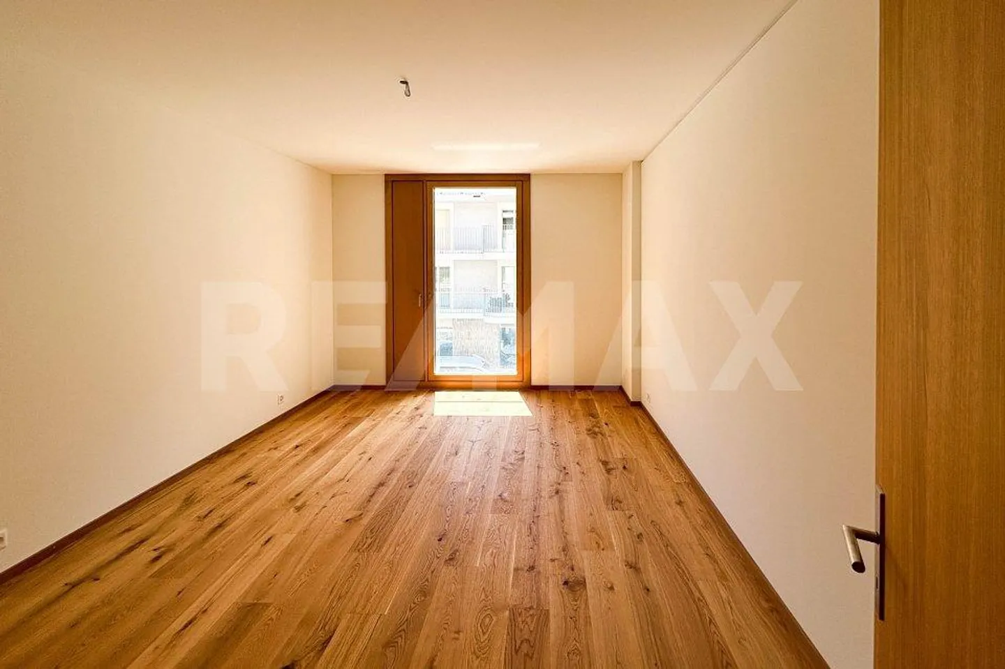 4½ Room Apartment on the 1st Floor, No. 11 - Photo 9 of 12