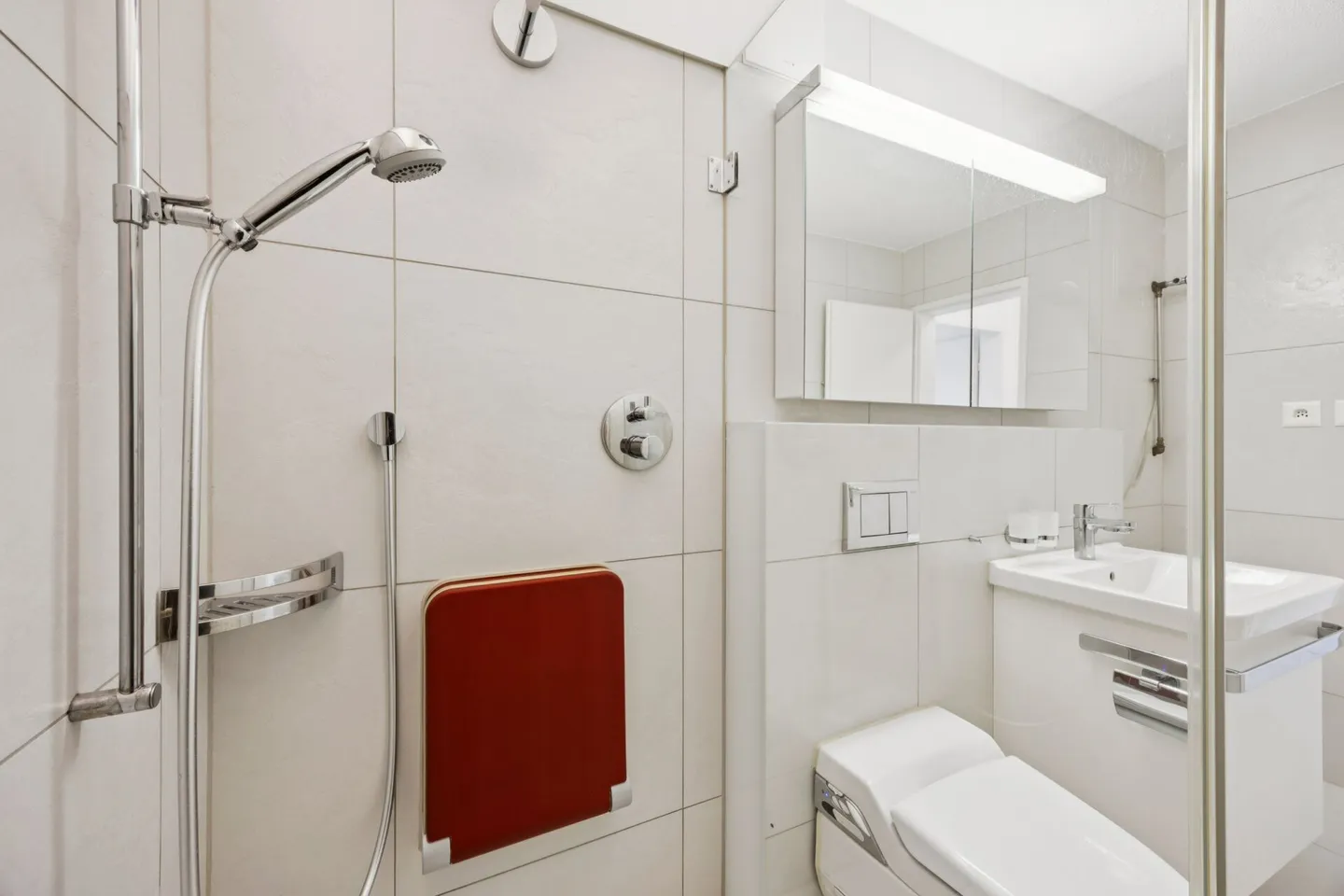 5 pièces Maisonette au cœur de Dietikon - Photo 9 sur 25