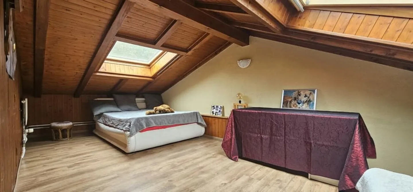 Villa 7 pièces avec dépendance - Photo 3 sur 5