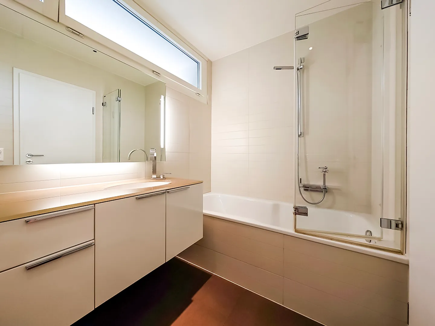 Magnificent 7.5-room apartment with lake view in Lausanne! - Photo 5 of 12