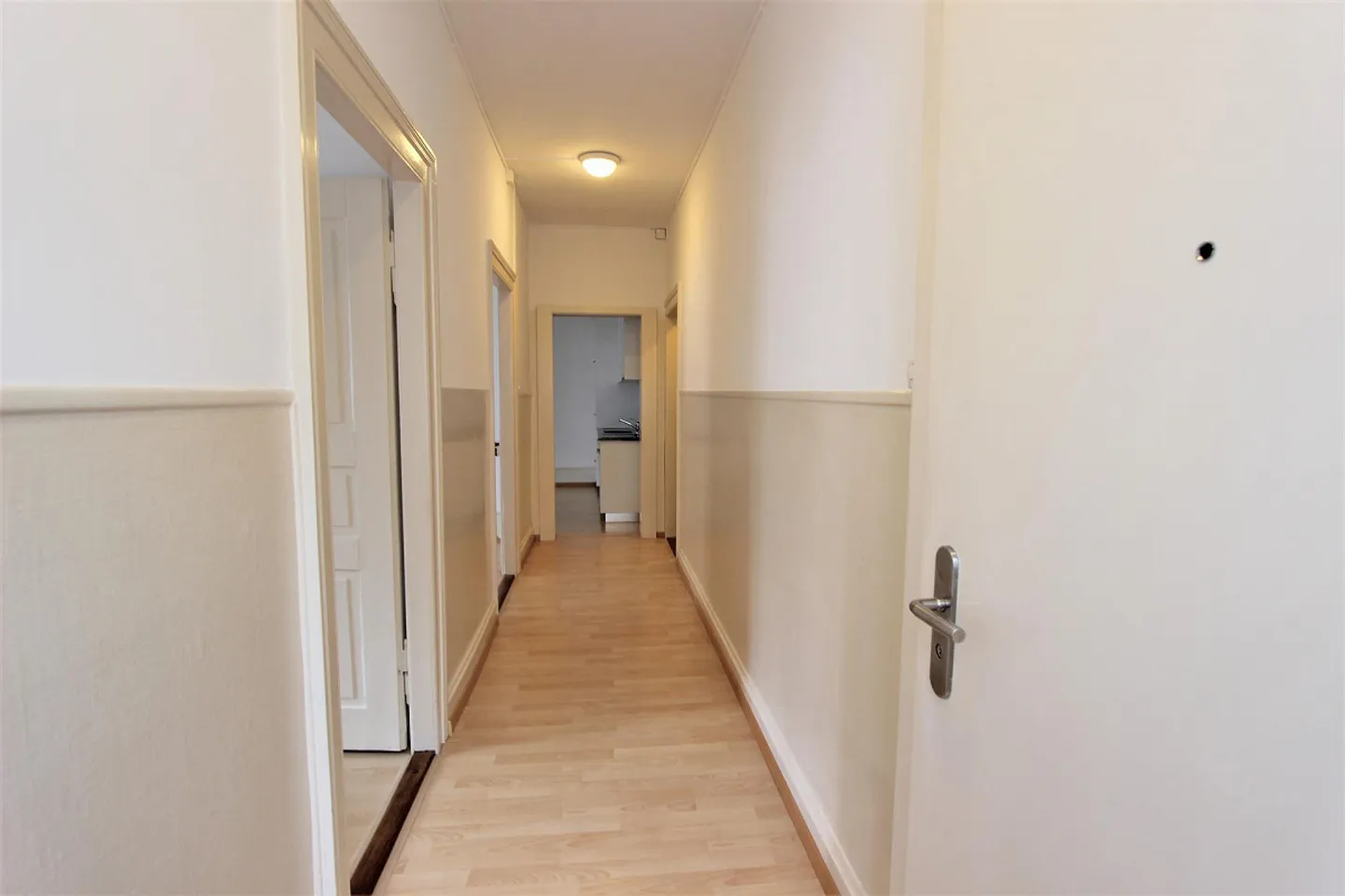 Zentrales 3-Zimmer-Apartment - Foto 3 von 6