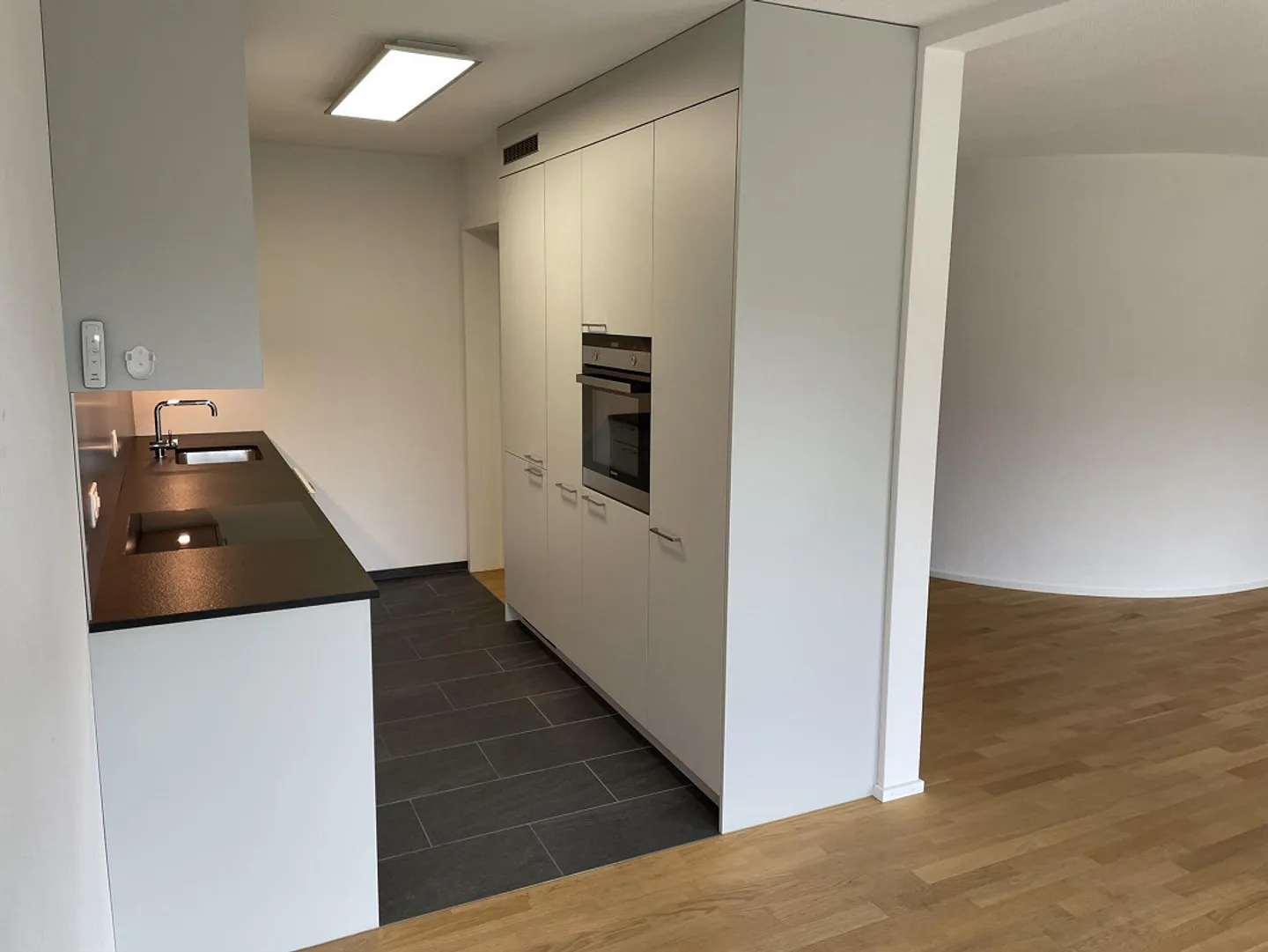 Modernes Apartment in Thun - Foto 1 von 9