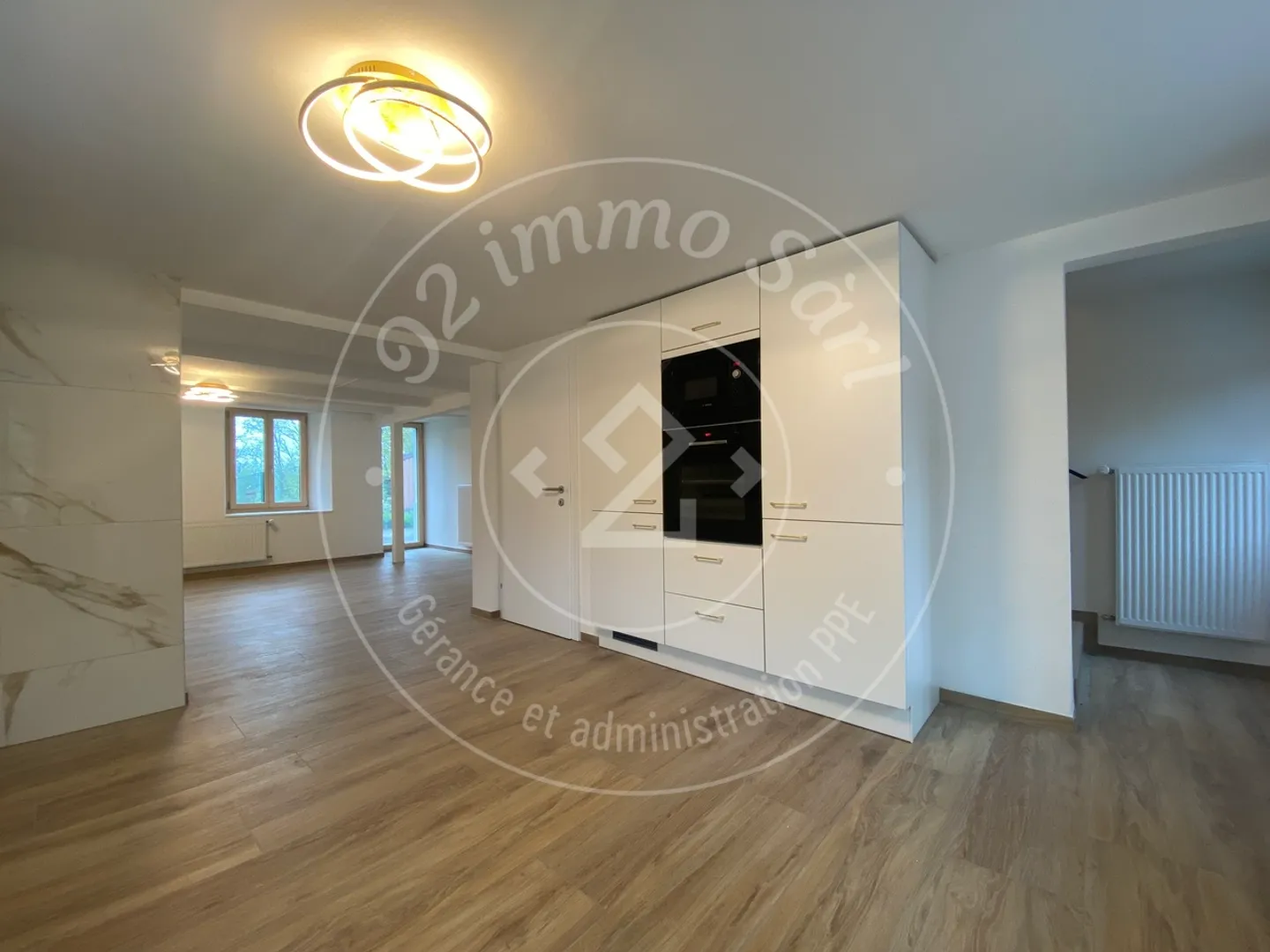 Renovated farmhouse with barn and workshop - Photo 8 of 13