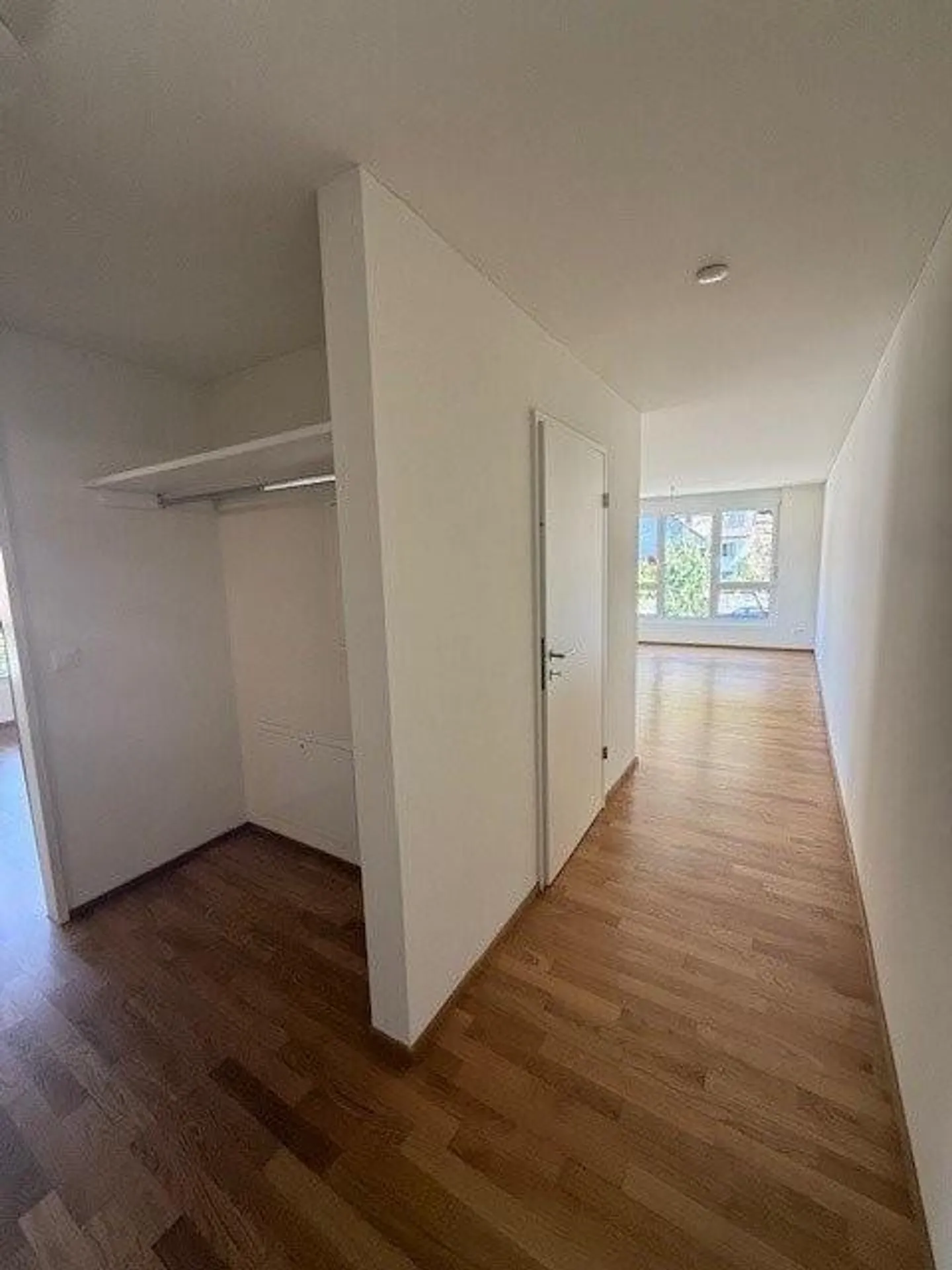 Bellissimo appartamento di 2,5 stanze in affitto a Liestal - Foto 2 di 9
