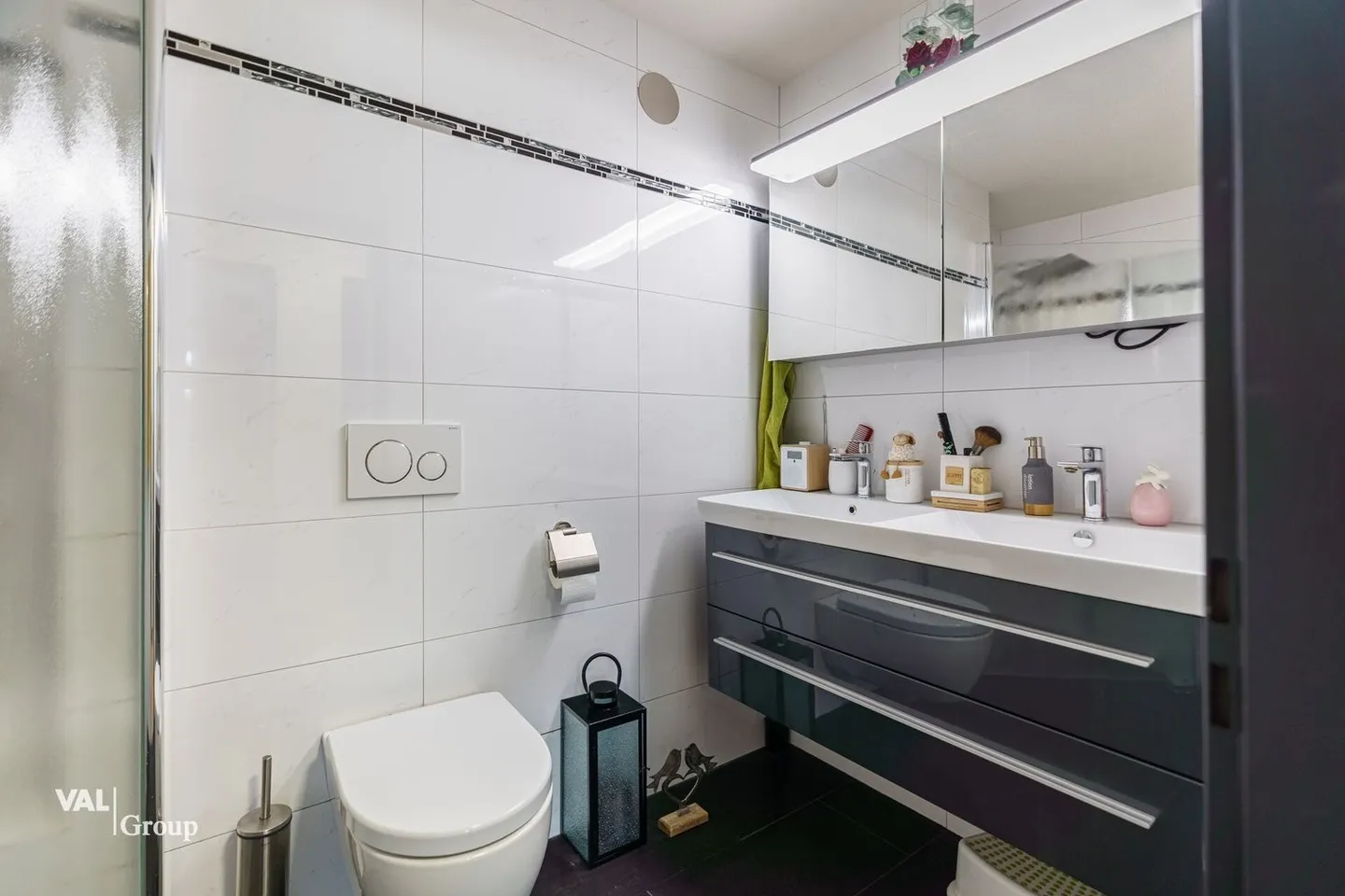 Attractive apartment in a preferred elevated location - Photo 12 of 13