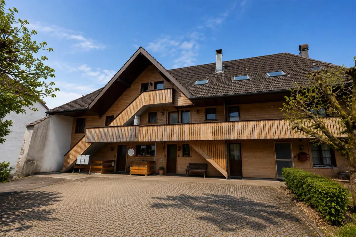 Cozy 3-room apartment in a rural location - Photo 1 of 9