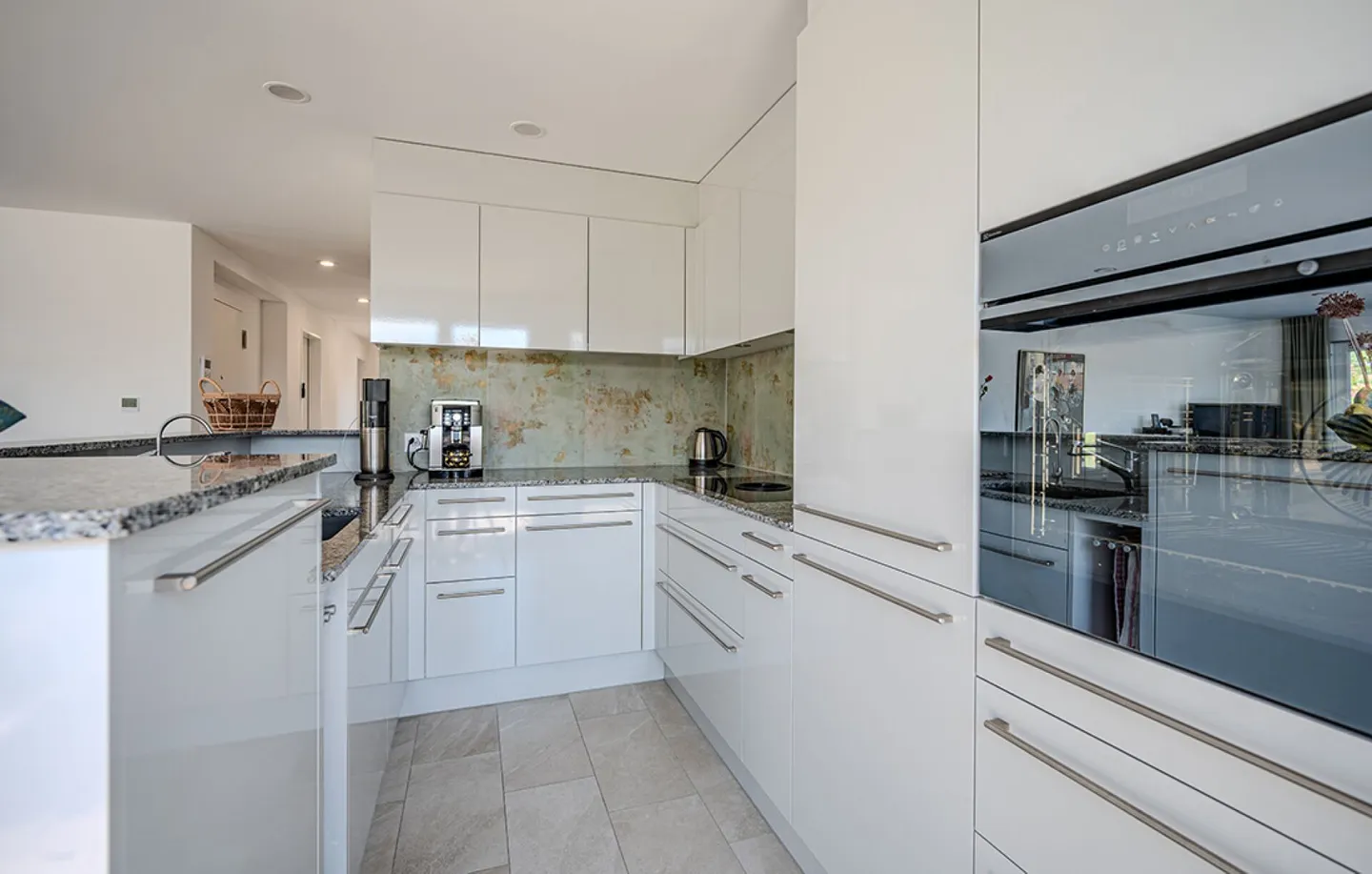 Appartamento Attico con Vista Panoramica | TUTTO INCLUSO - Foto 7 di 13