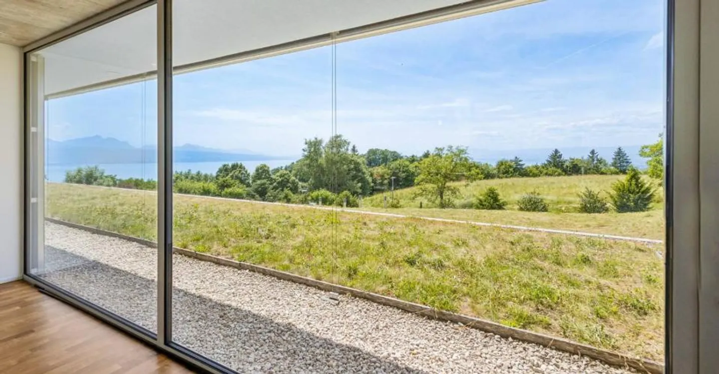 Moderne Villa mit Seeblick - Foto 4 von 12