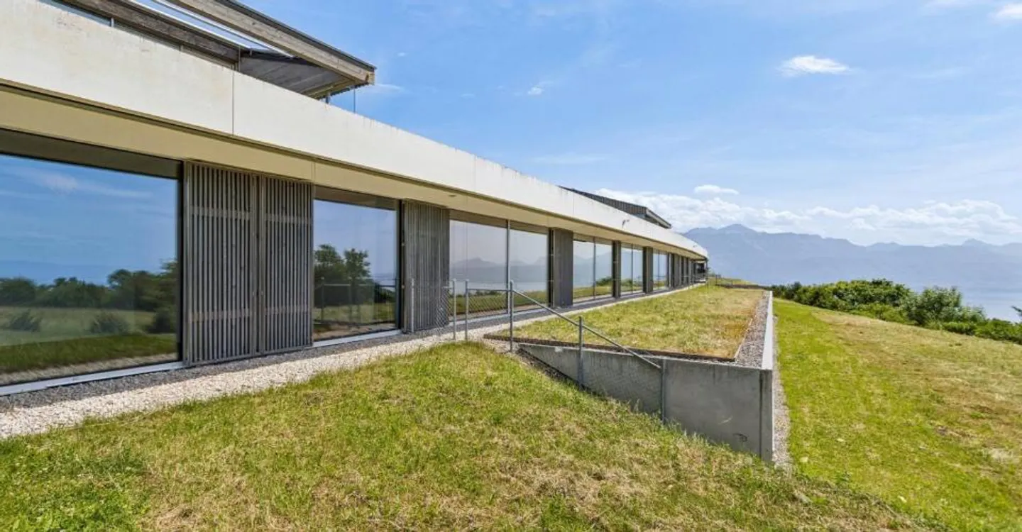 Moderne Villa mit Seeblick - Foto 9 von 12