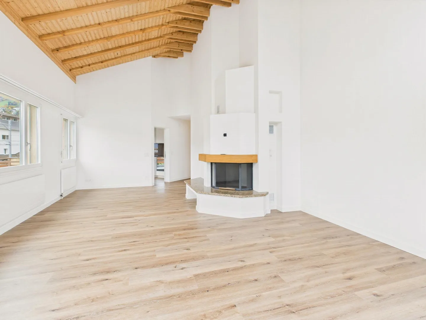 Appartamento attico da sogno con vista sul lago a Hergiswil NW - Foto 2 di 14