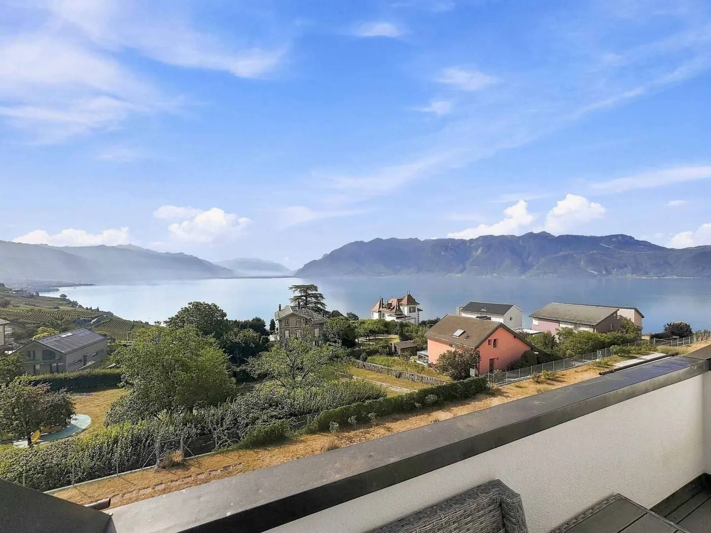 Appartamento Stupendo con Vista Lago - Foto 2 di 13