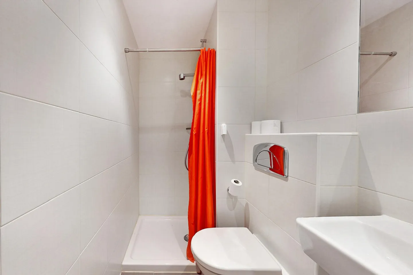 Un monolocale arredato - Buono TL CHF 300,00 offerto! - Foto 6 di 8